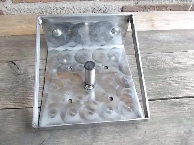 Uchwyt do soli,Podstawka do lizawki metalowa z blachy nierdzewnej