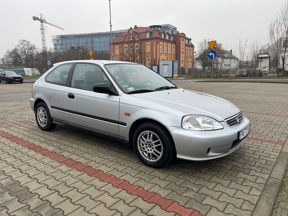 Honda Civic VI Gen 3d Lift Brak korozji OZ F1