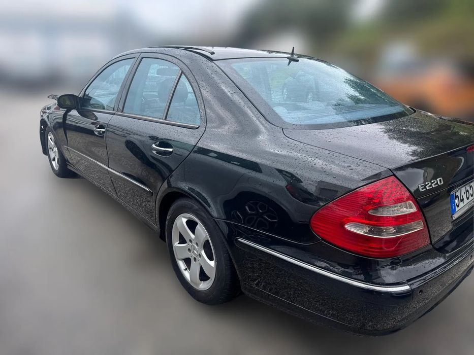 Mercedes W211 E220 CDI de 2002 para peças