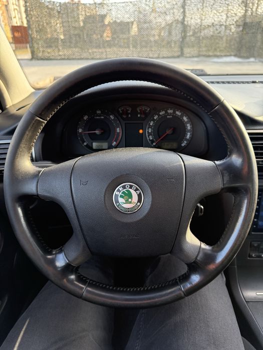 Skoda superb 1,9  дизель