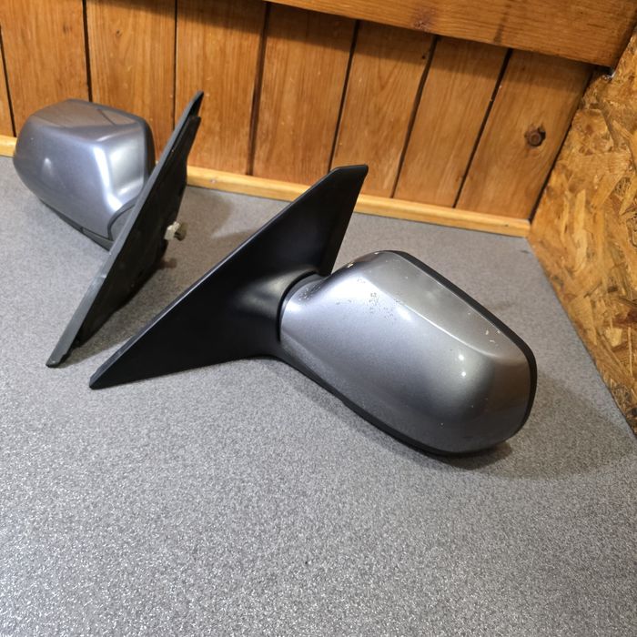 Дзеркала заднього виду Mazda 3  E4012220