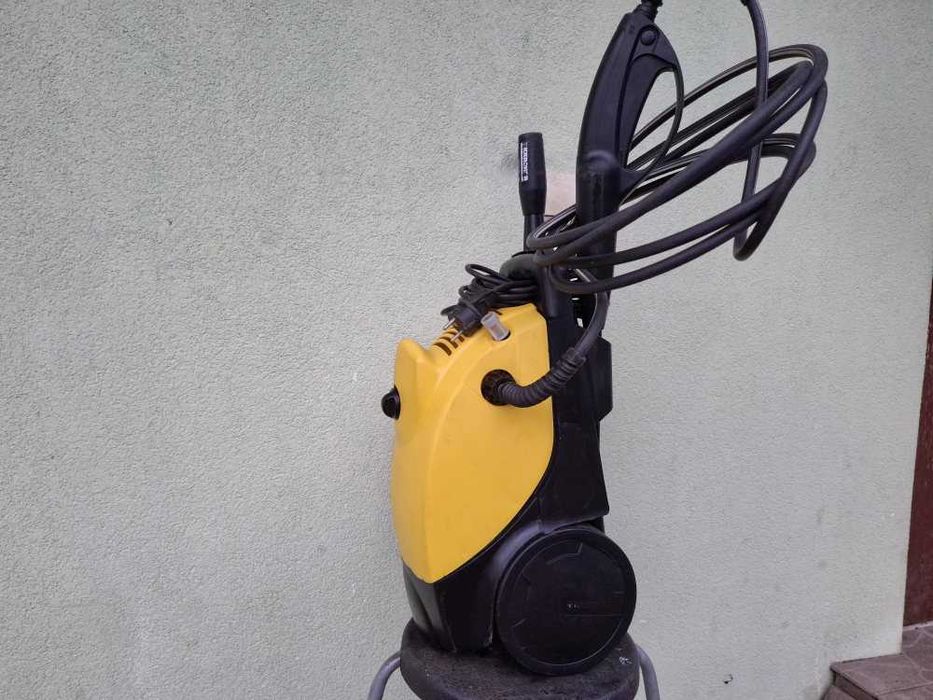 Мийка високого тиску Каршер,Karcher 520M