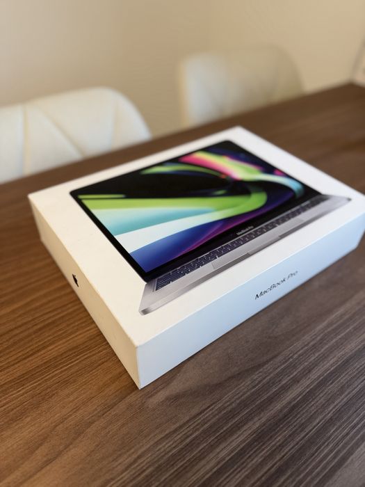 MacBook Pro 13” M1 – Como Novo (em Caixa)