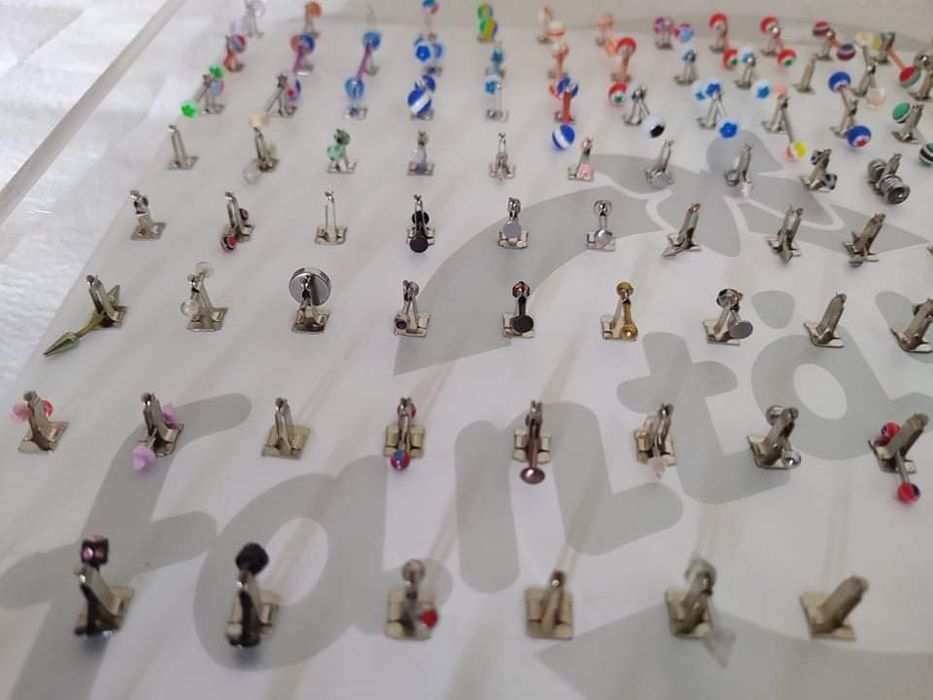 MEGA lote de +150 Piercings variados