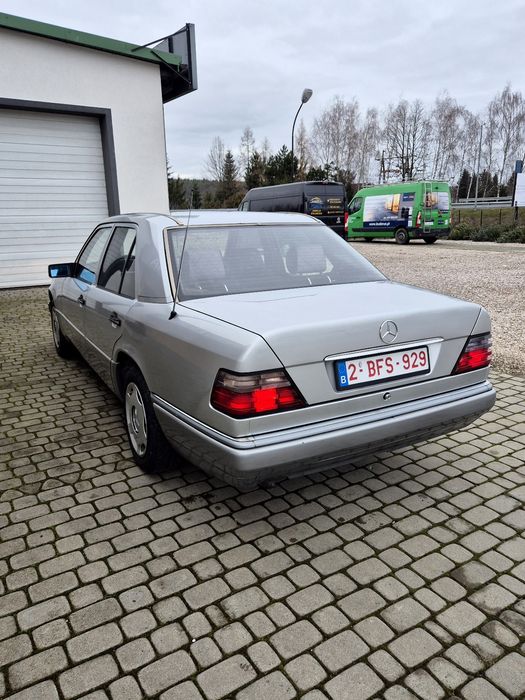 Zadbany Mercedes Benz W124 75km, 1993r.