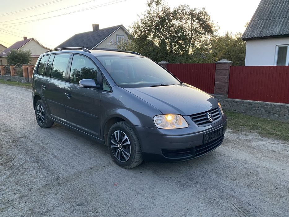 Volkswagen Touran 1.9 tdi Нерозмитнений