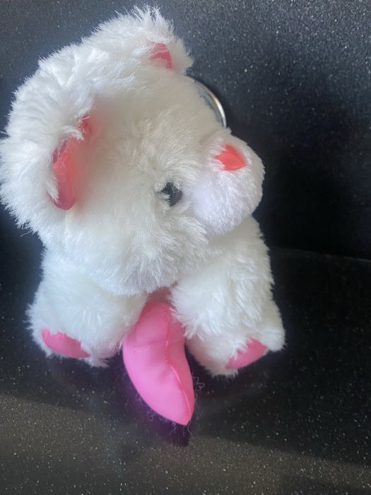 3 lindos peluchinhos