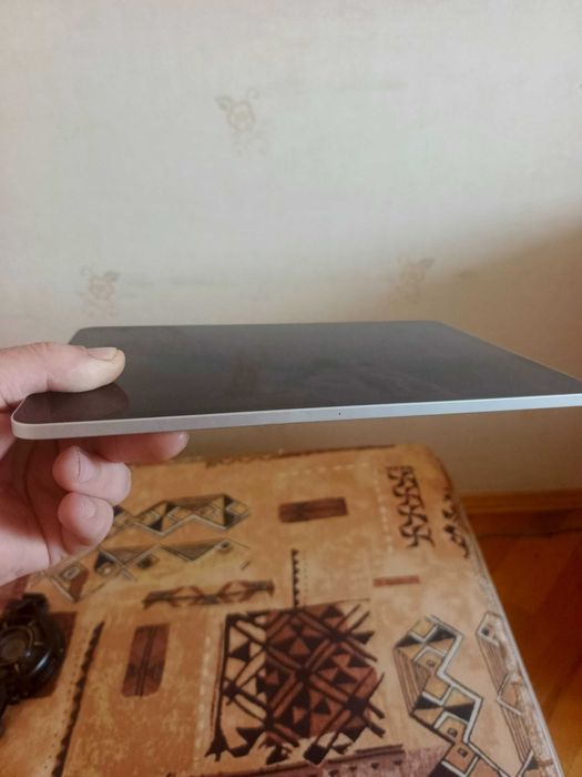 Айпад про 11 М2