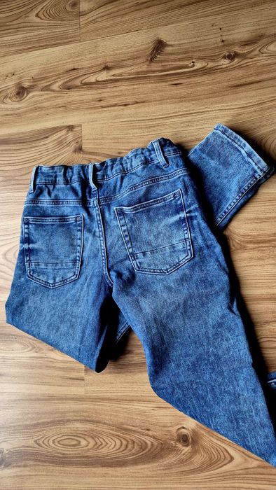 Jeansowe chłopięce spodnie C&A 158