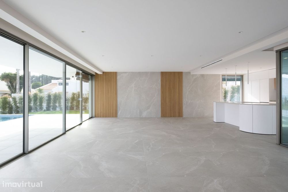 Moradia T5 de Luxo na Verdizela
