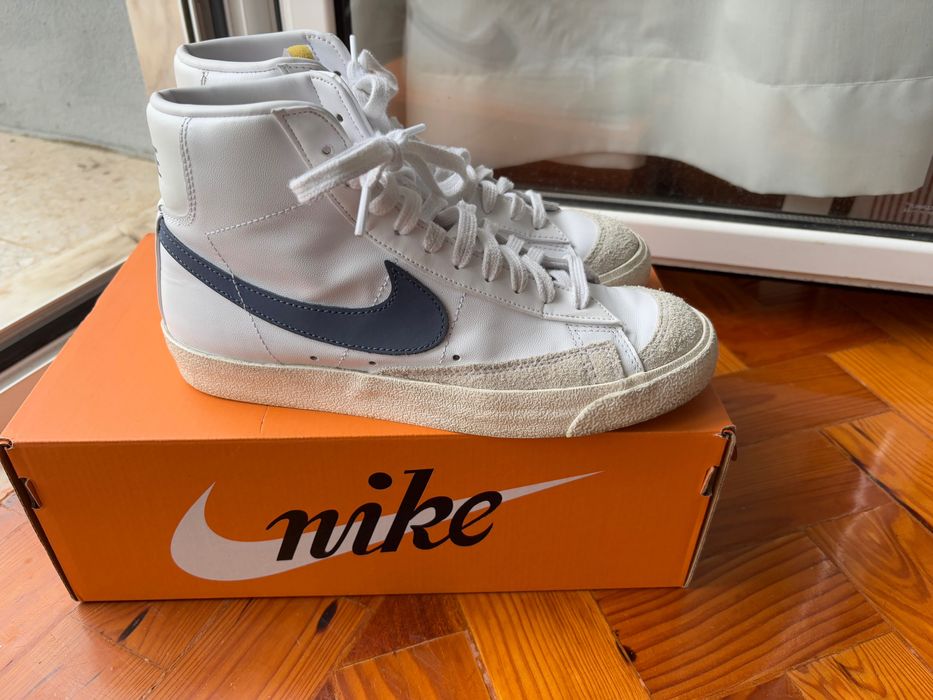 Nike Blazer Mid’77 Mulher Branco e Azul