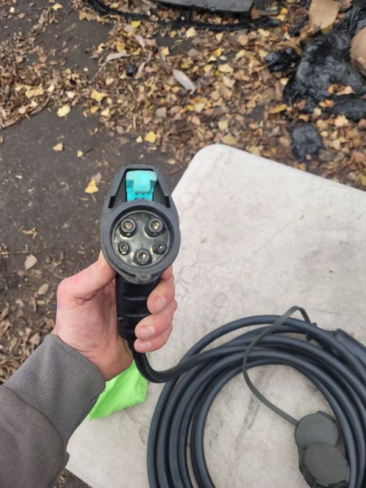 Зарядка Type 2 Nissan Leaf Европа