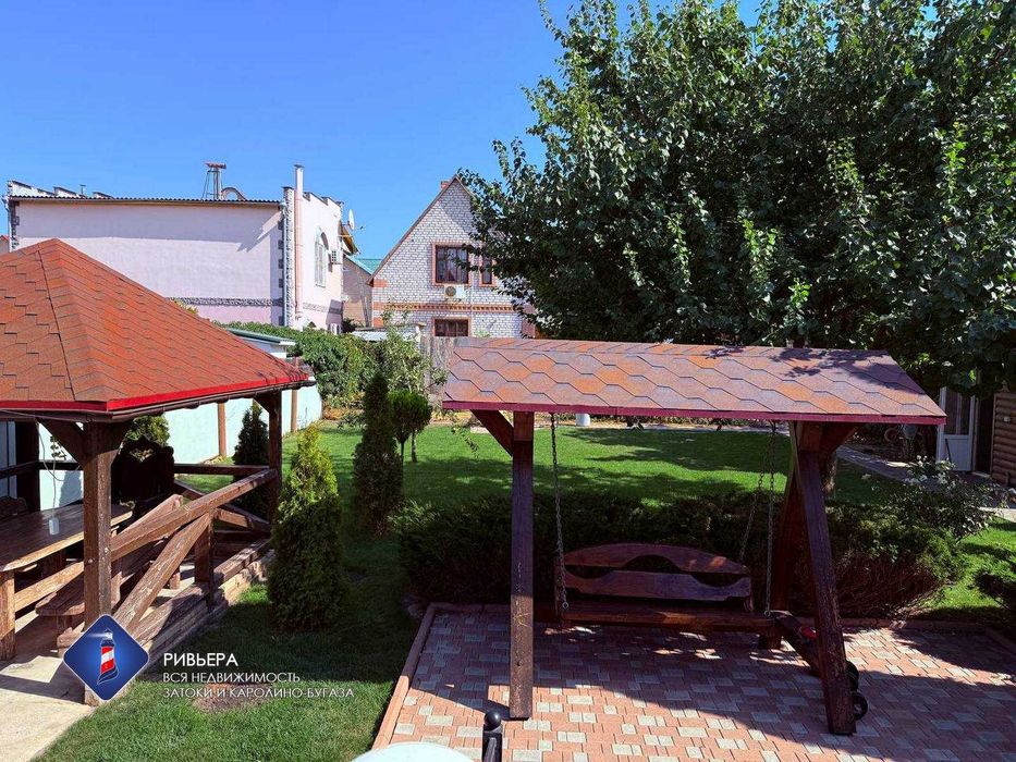 Продам дом у моря в Каролино-Бугазе.