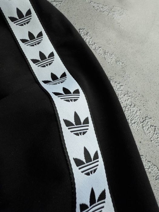 Чоловічий спортивний костюм адідас з лампасами Adidas [S,M,L,XL,XXL]