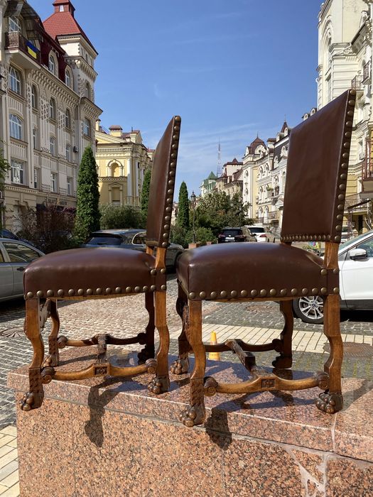 Кресло стул антиквариат кожаное шкіра век