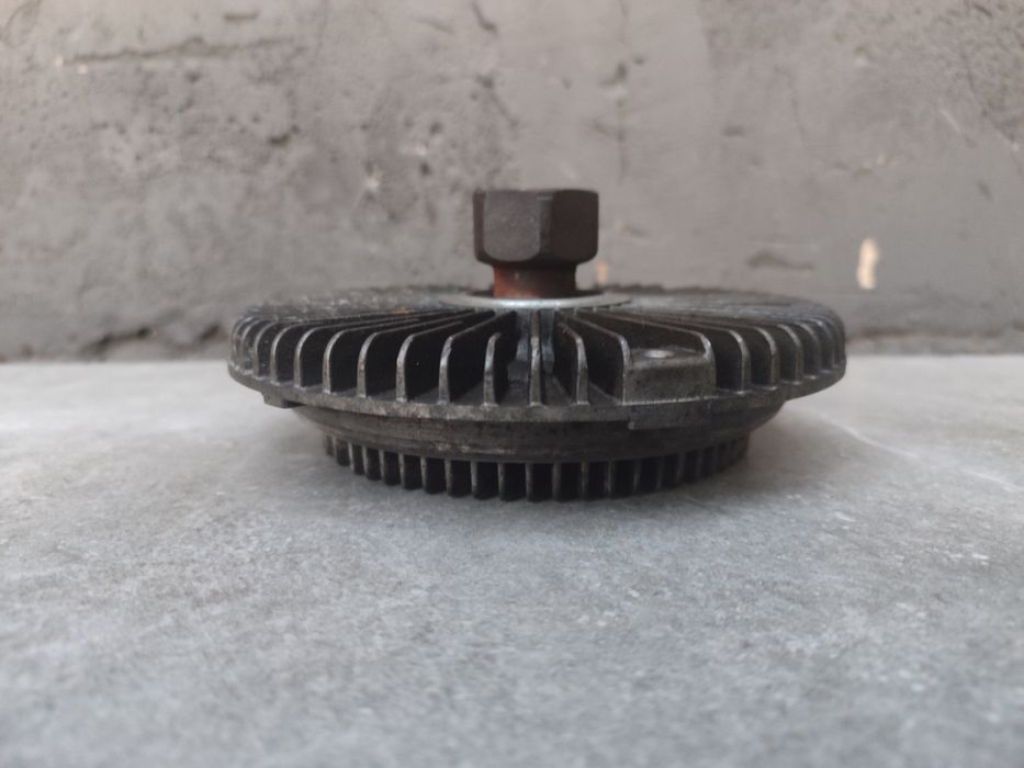 Віскомуфта BMW E39 E46 M57 2.5 3.0 Дізель 3 Болта БМВ Вискомуфта