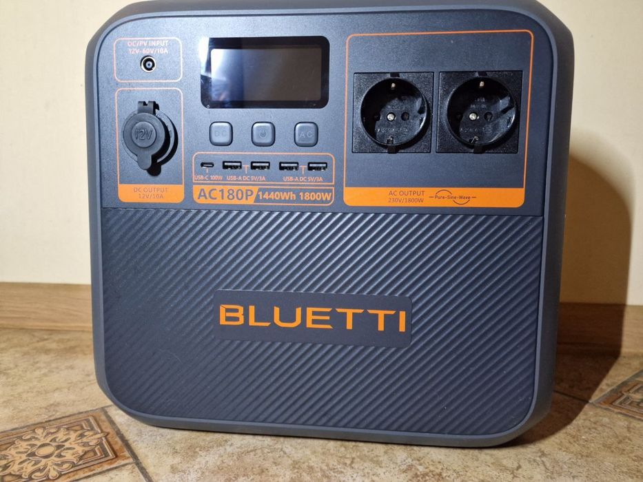 Зарядна станція Bluetti AC180P