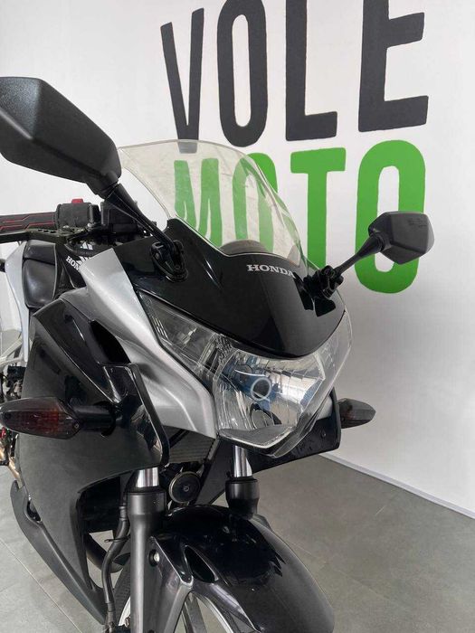 Мотоцикл Honda CBR250R