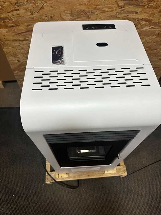 Piecyk na pellet Giada 9 kW + pilot
