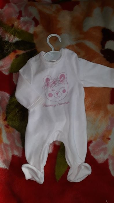 Человечек велюровый, песочник, бодик- сукня