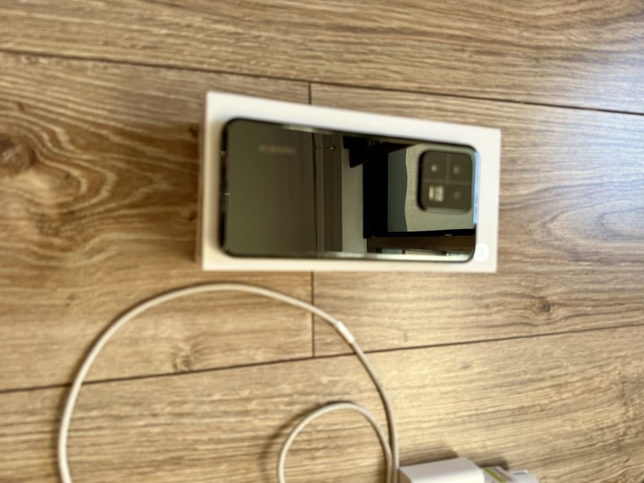 Telefon Xiaomi 13 (czarny) 12/256