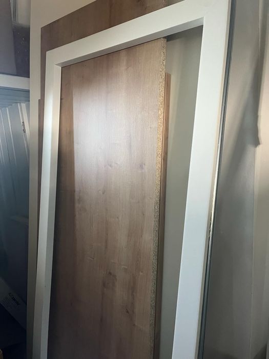 Drzwi ościeżnica biała i drzwi DRE 80 zestaw