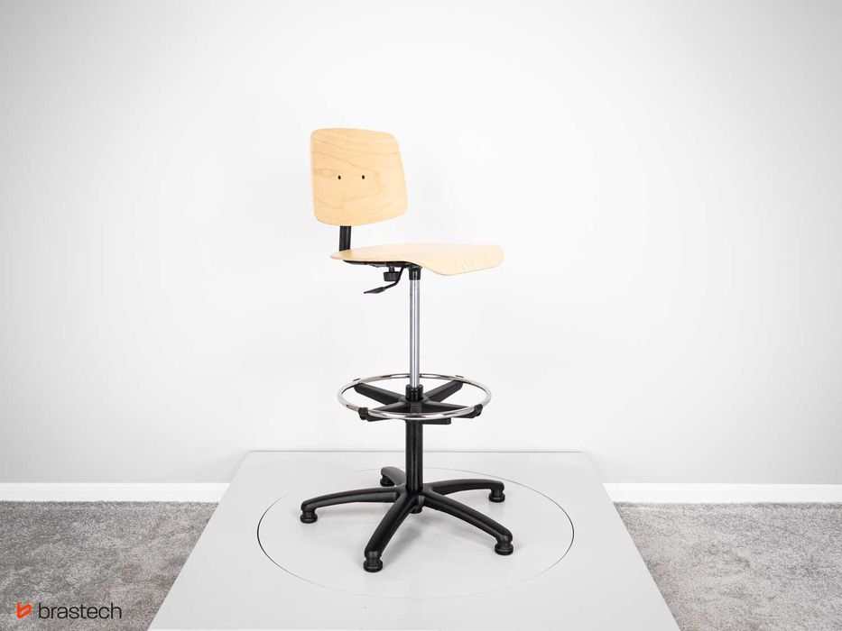 Krzesło warsztatowe, sklejka bukowa, wysokie, lakierowane