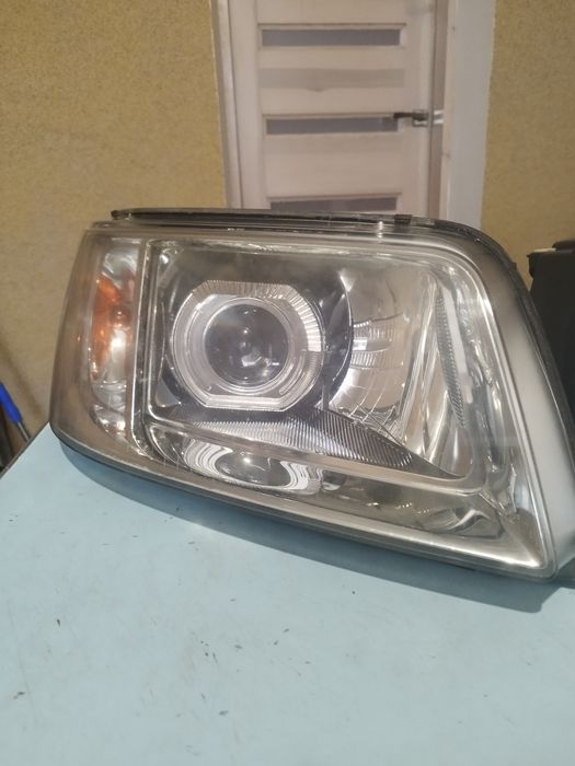 Лінзовані фари Т5 Multivan Caravelle VW T5