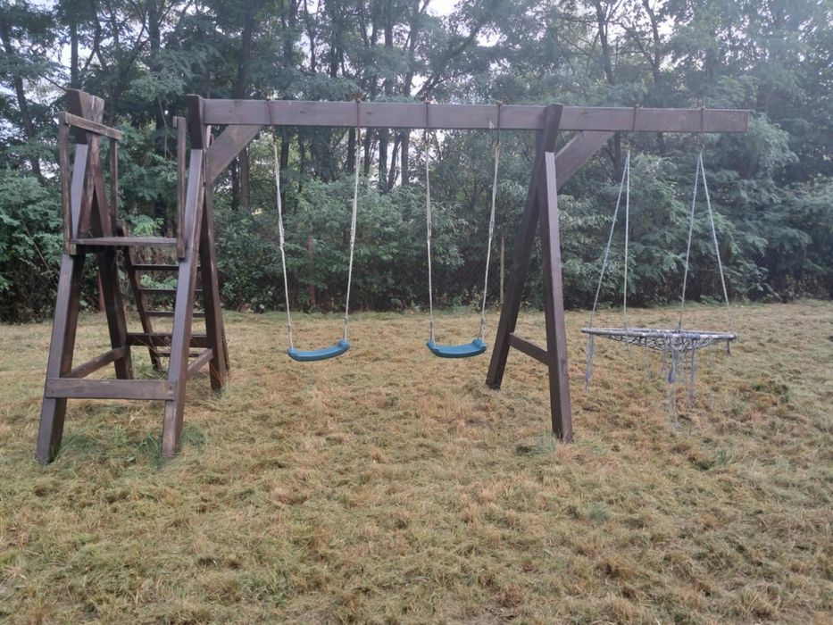 Huśtawka gniazdko do ogrodu