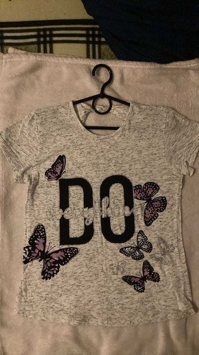 158/164 bluzka koszulka top z napisem do everything motyle brokat