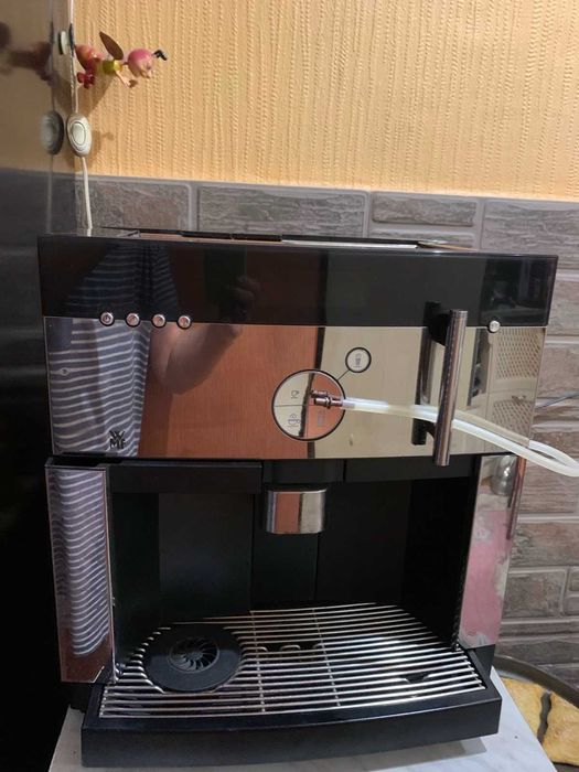 Кавомашина WMF 1000