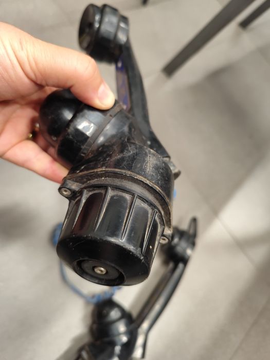 2 telefones antigos com rotor de ruído