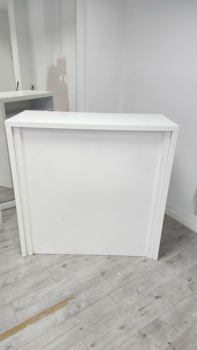 Lada recepcyjna biała + szafka | dobry stan