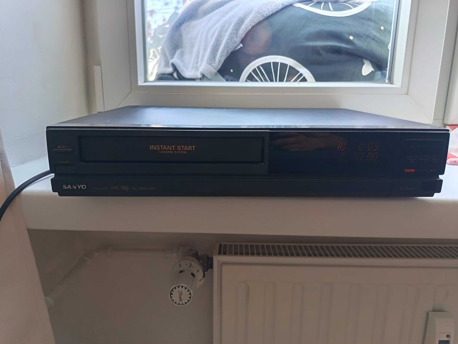 Magnetowid Sanyo VHR 7100EE