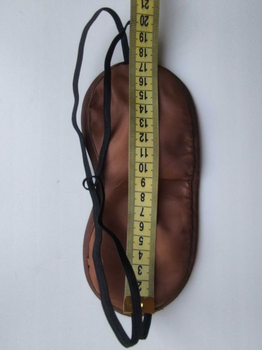 Маска, пов'язка для сну коричневого кольору