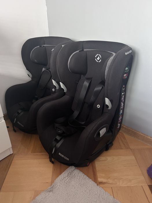 Sprzedam 2 foteliki Maxi Cosi