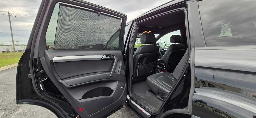 Audi Q7 quattro Sport S-line      2014