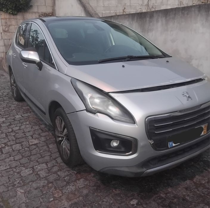 vendo Peugeot 3008 1.6 blue hdi de 2016 nacional acidentado salvado