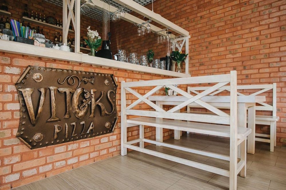 ПРОДАЖ бізнес-комплексу у смт.Колки