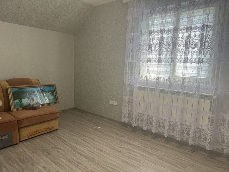 Продам будинок вул. Степового місто Чернівці.