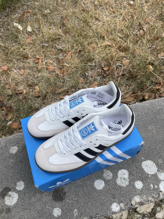 Adidas samba brancos e pretos com caixa