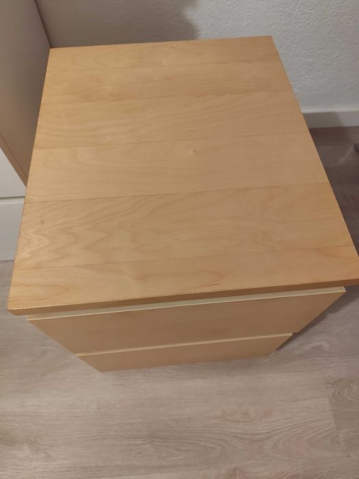2 Mesas cabeceira Malm IKEA
