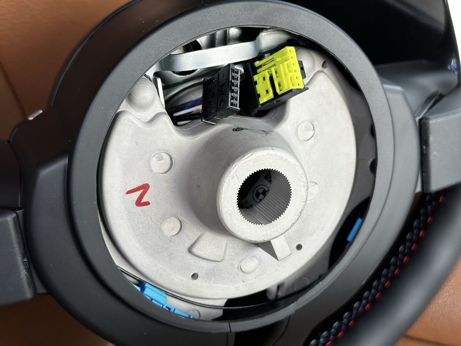 м руль bmw m x5 e70 x6 e71 e90 e91 e92 e81 e82 e83 e84 e87 e89 кермо