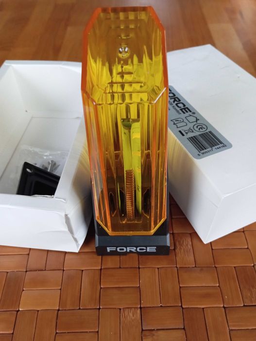 Lampa sygnalizacyjna do napędów bramowych 36-250VAC 12-24V AC DC