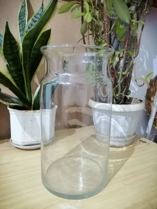 Ваза для квітів.