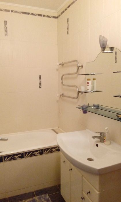 Оренда дешевої 2х кім Новобудова Озерна . Тільки дзвонити. ТОРГ