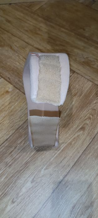 продам,наколенники,налокотник, шейный.