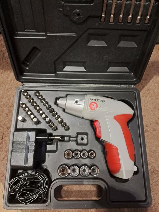 акумуляторна викрутка INTERTOOL DT-0301