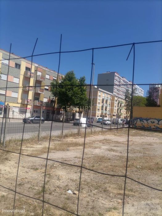 Terreno Aprovado para Projeto em Alto do Seixalinho, Barreiro
