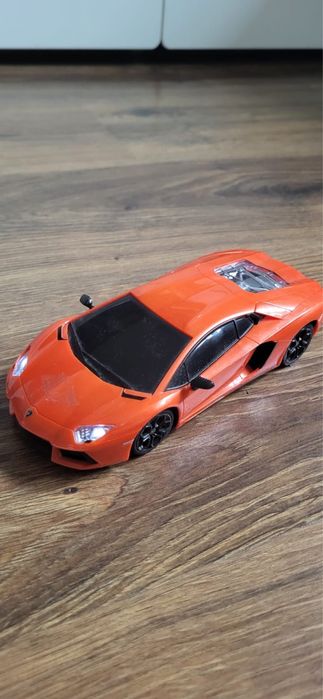 Autko lamborgini